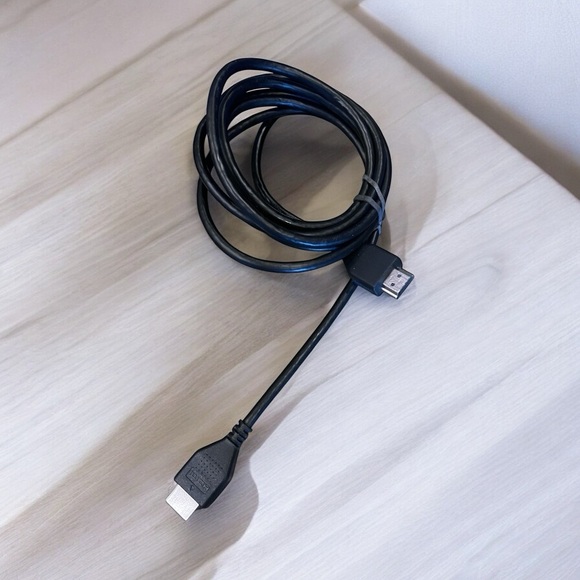 Sony PlayStation 4 Console Bundle - Black 500GB - Picture 5 of 8